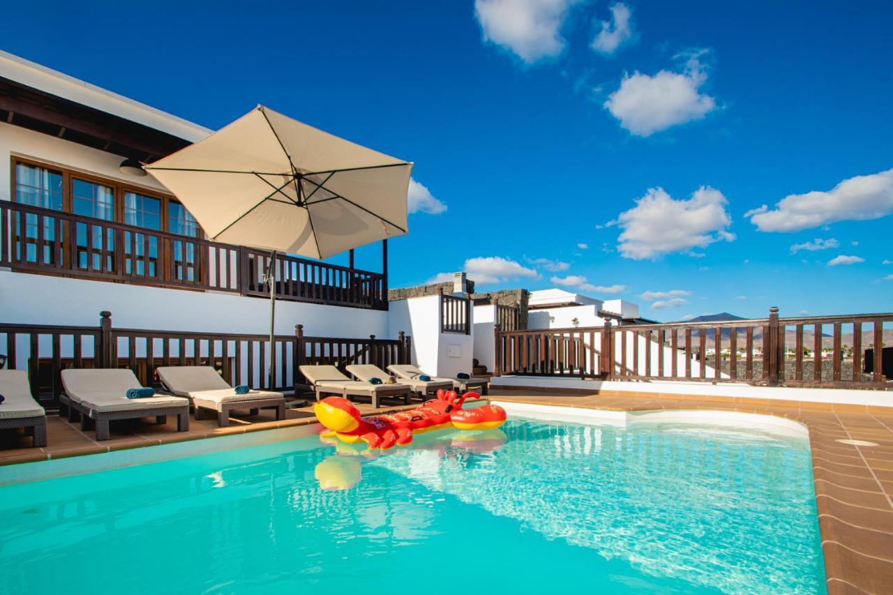 Villa Vista Rey - 6 Bedroom - Heated Pool - Amazing Views - Pool Table - Vista Lobos - Playa Blanca Kültér fotó